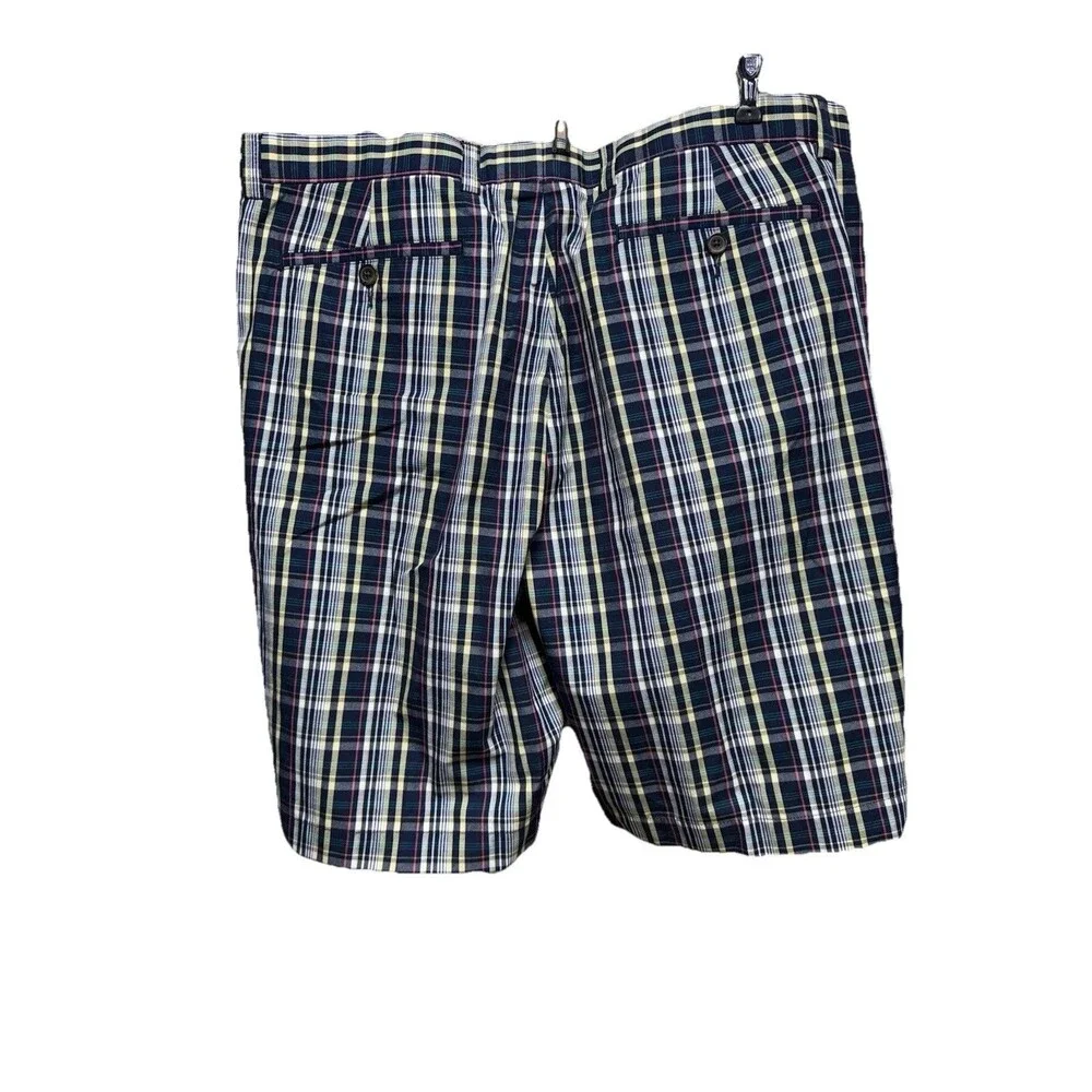 NWT Men’s Cutter & Buck Shorts Size 40